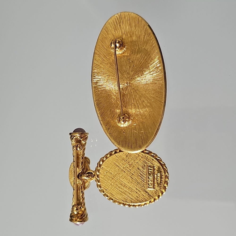AVON 1996 - 1997 VINTAGE GOLDTONE BROOCHES. - Picture 3 of 5
